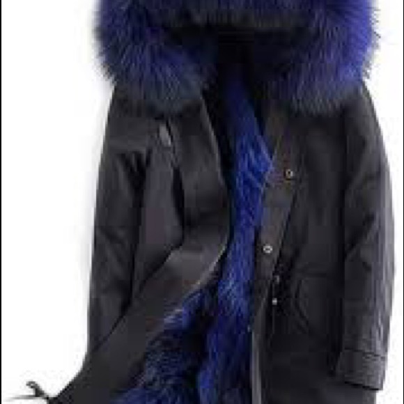 ‼️WOW‼️BLACK Parka with REAL FUR (Raccoon blue fur) GREAT STYLISH AND WARM!💕 - Picture 5 of 12